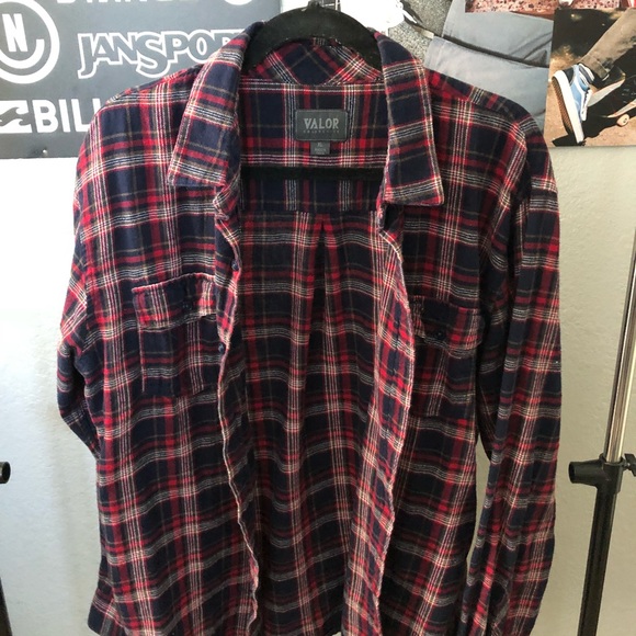 Valor Flannel - Picture 1 of 1